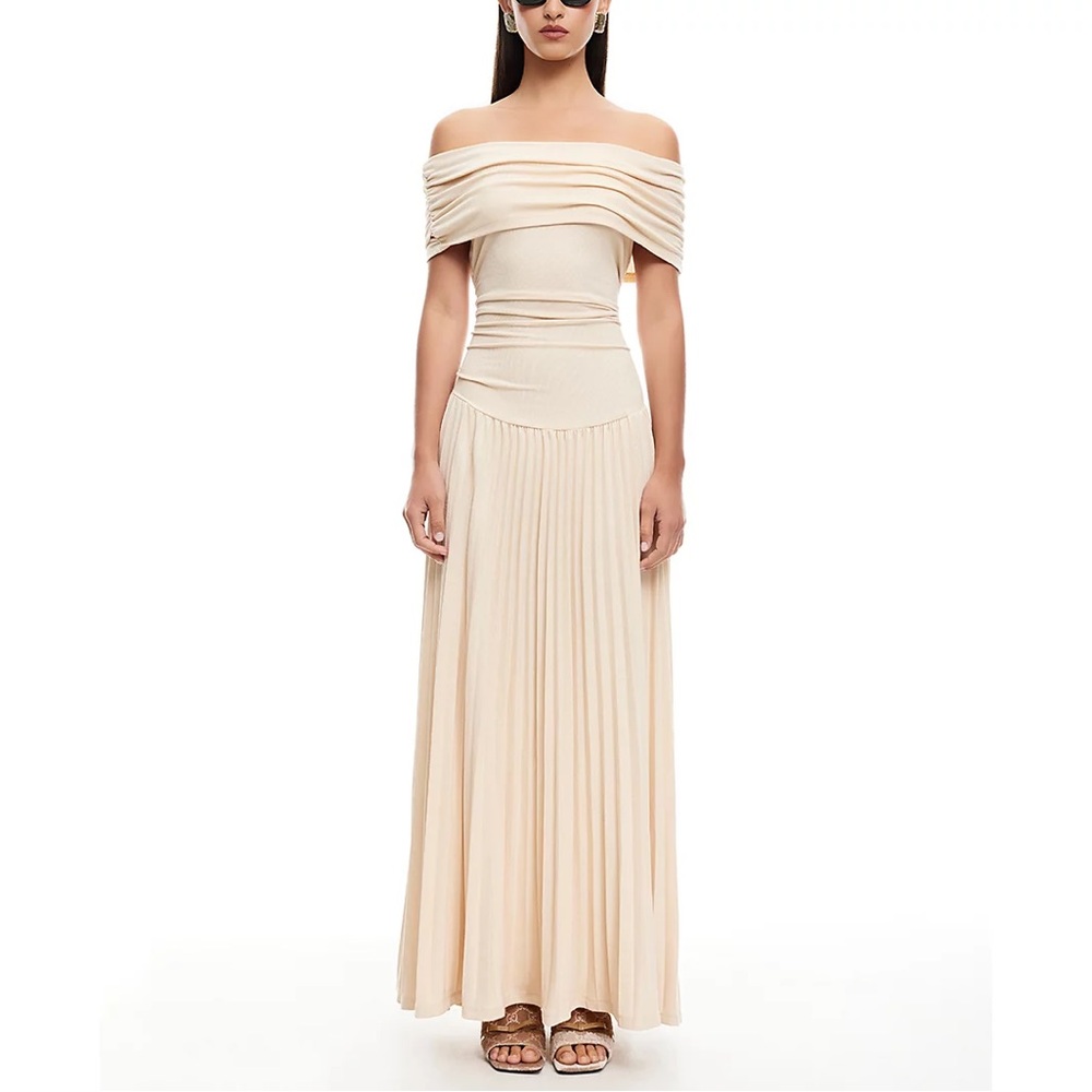 Lioness Field Of Dreams Off-The-Shoulder Maxi Dress